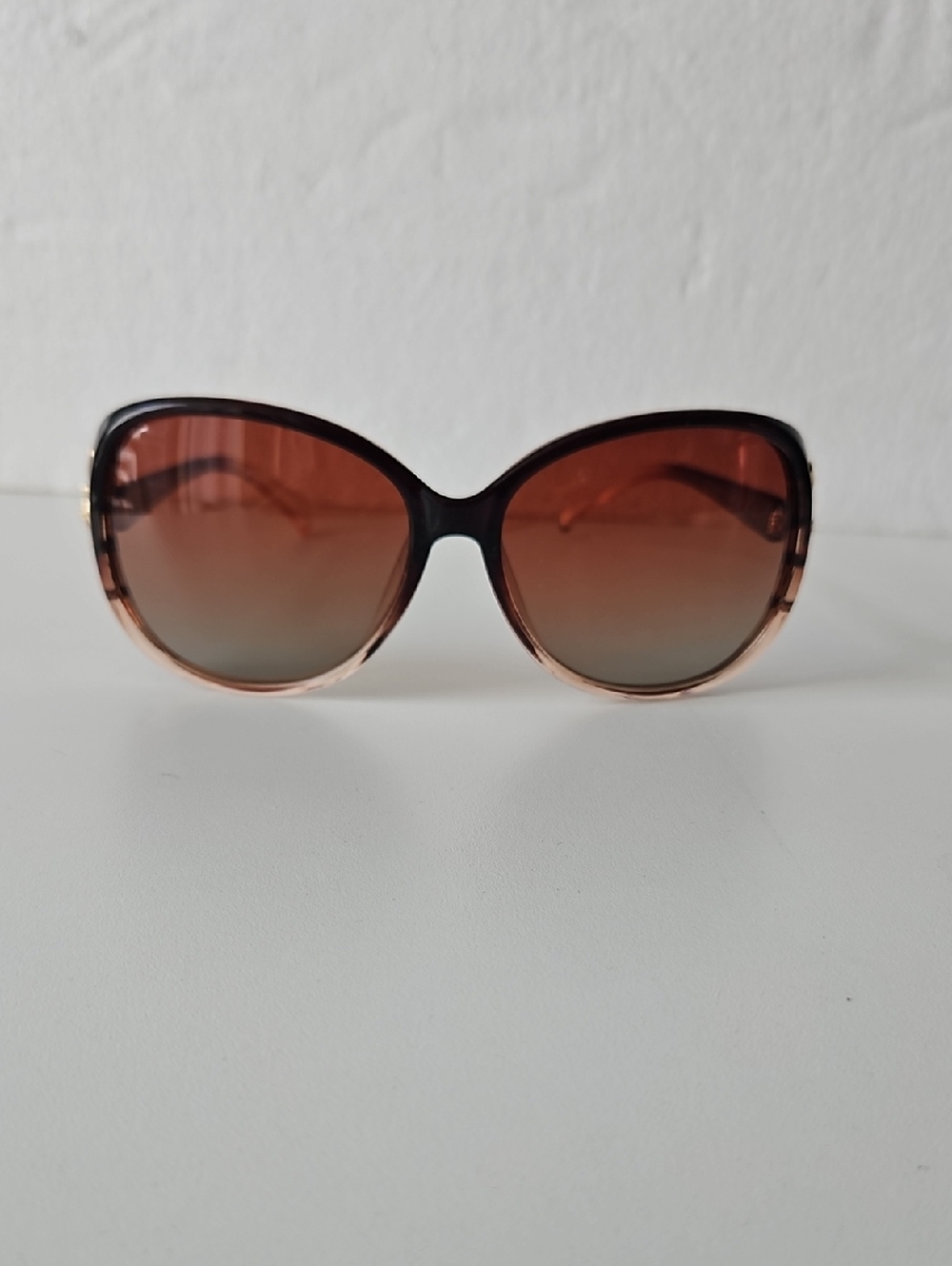 Women's Brown Gradient Oversized Sunglasses With Fox Hinge Accent